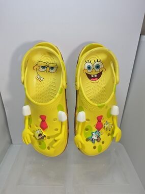 CROCS X Spongebob Squarepants Classic Clog Slip On Yellow Men 9 Women 11